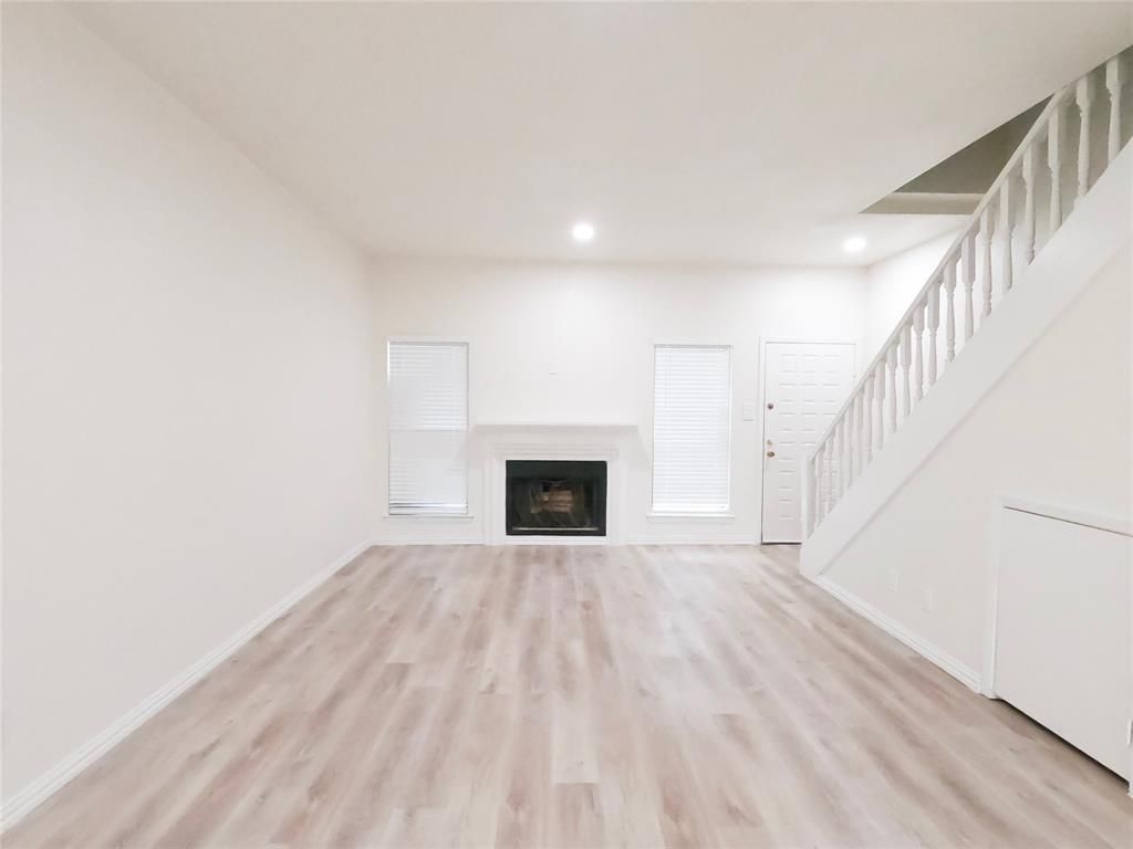 Photo of 3904 Rawlins Street #109, Dallas, TX 75219 (MLS # 21208335)