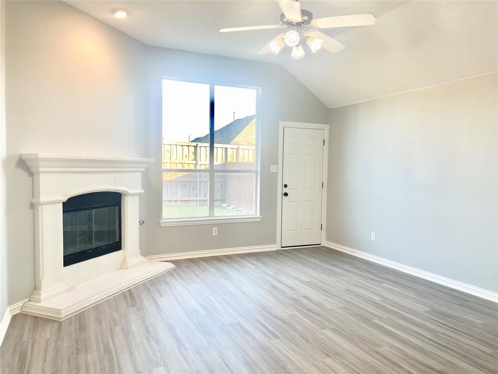 Sunset Pointe Ph Fifteen - Residential