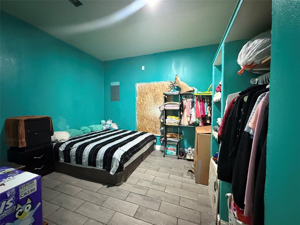 Moore B H Heirs - Residential