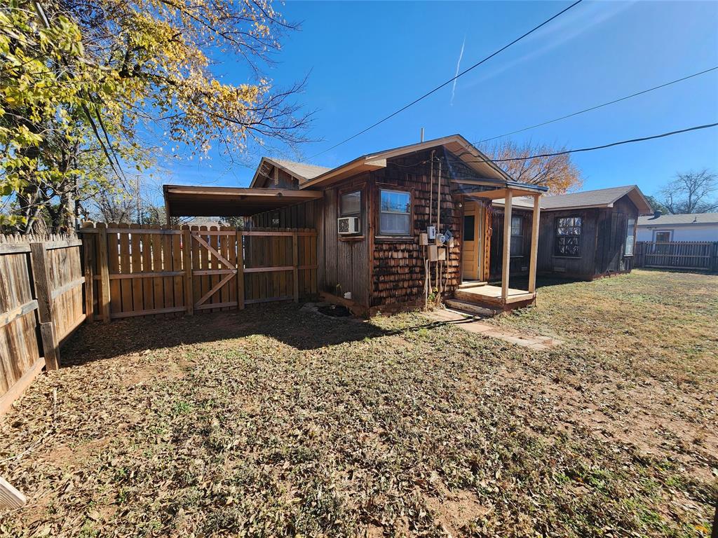 Elmwood West - Residential