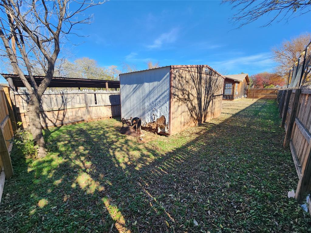 Elmwood West - Residential