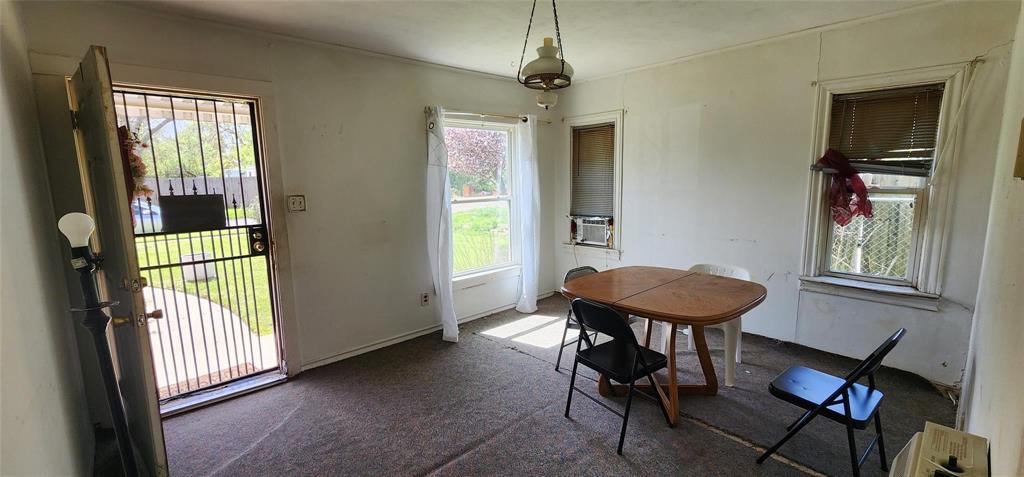 5049 N Hampshire Boulevard