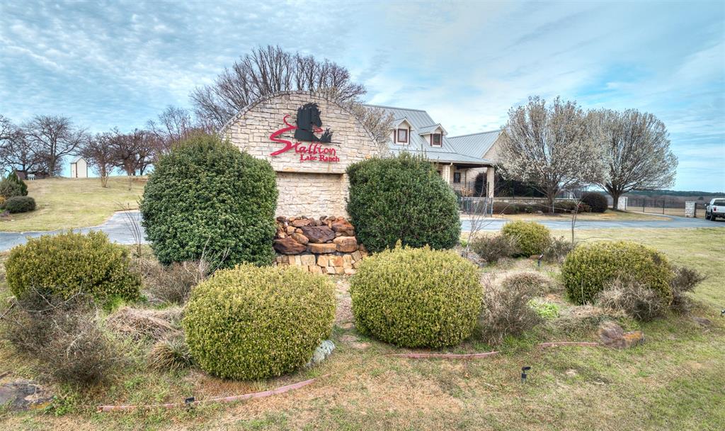 Stallion Lake Ranch - Land