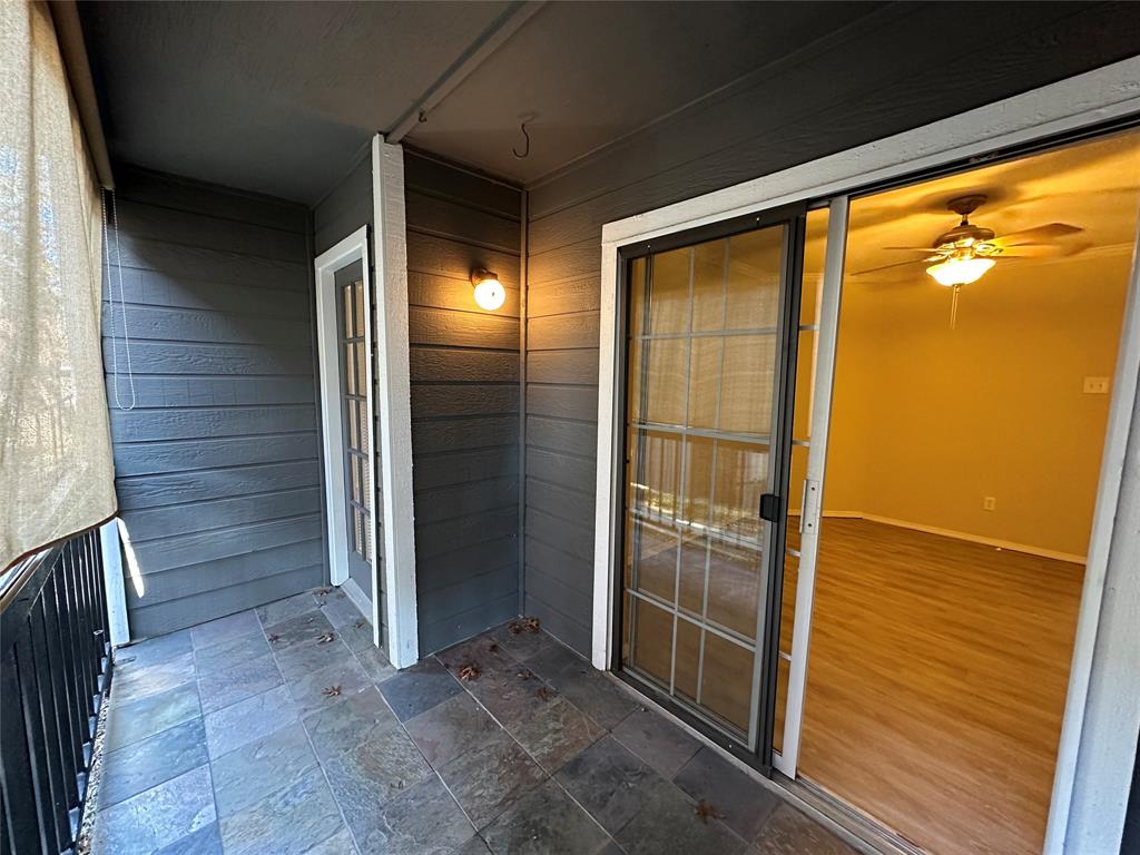 CIMARRON COURT CONDOMINIUMS - Residential Lease