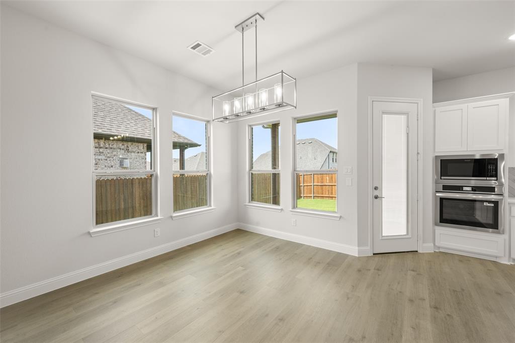 Sheppard's Place - Residential