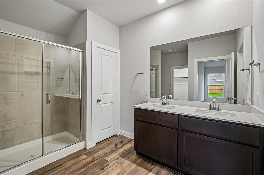 Middlefield Village - Residential