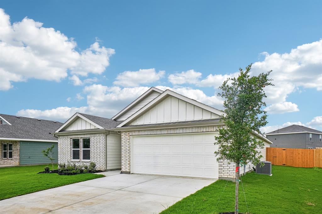 Middlefield Village - Residential