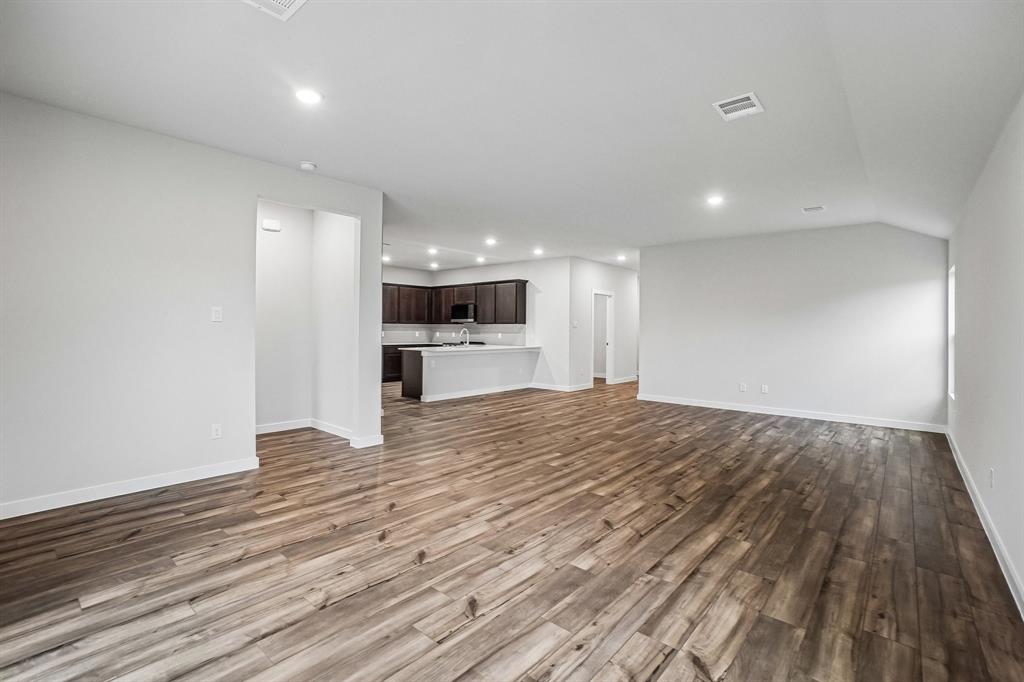 Middlefield Village - Residential