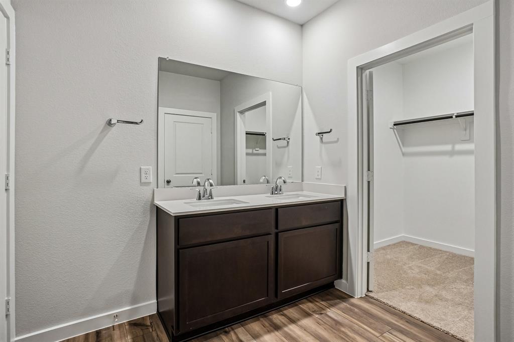 Middlefield Village - Residential