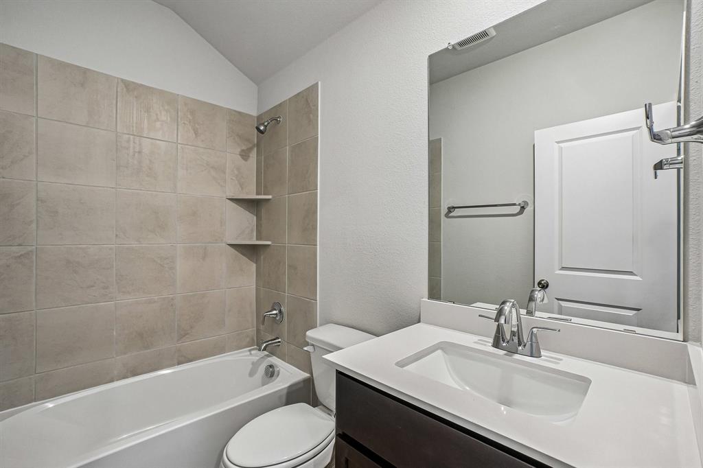 Middlefield Village - Residential