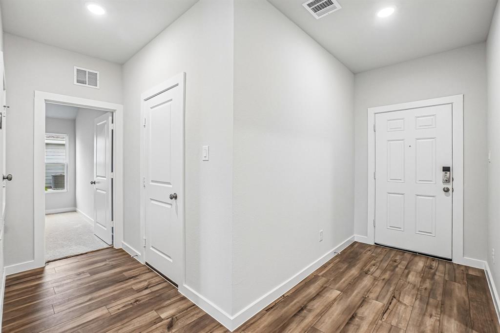 Middlefield Village - Residential