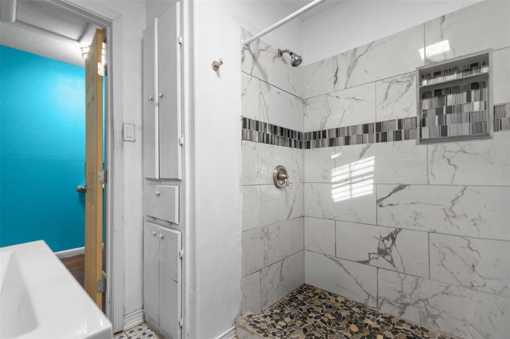 Barnes Bridge Road - Residential