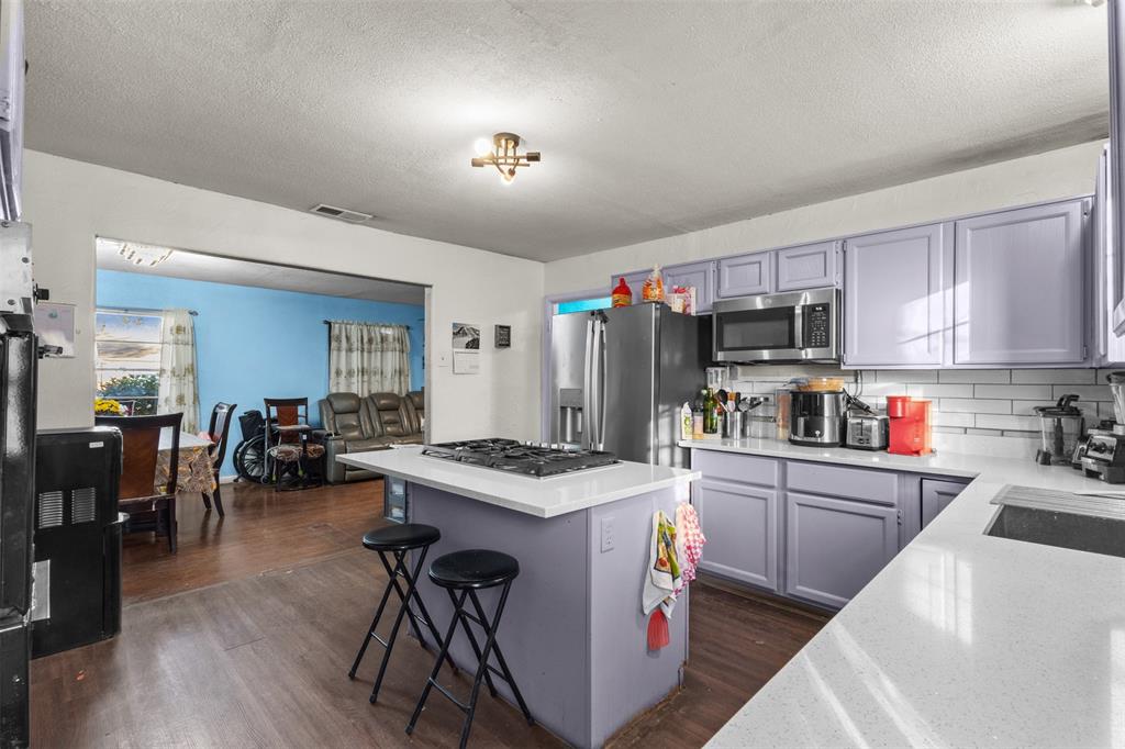 Barnes Bridge Road - Residential