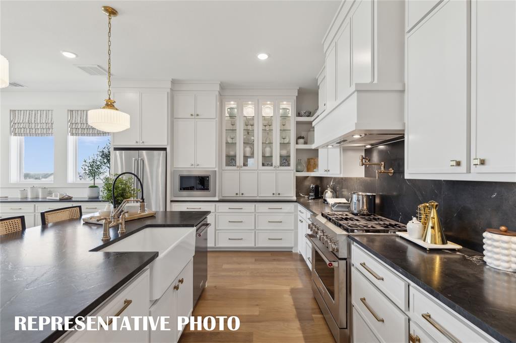 Painted Tree Lakeside South 50s - Residential