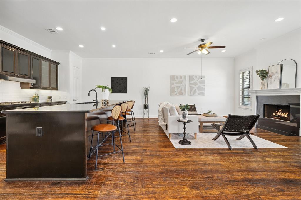 1120 Hemingway Lane