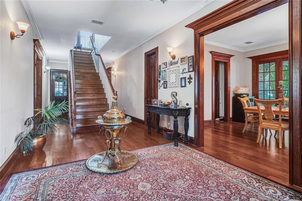 22 Dunrobin