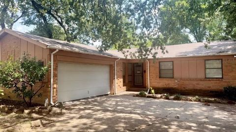 280 Old Mill Lane Dallas TX 75217