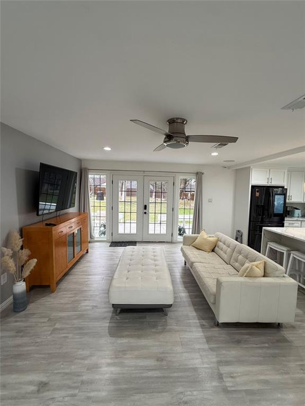 Photo of 5323 Lantern Lane, Dallas, TX 75236 (MLS # 21194126)