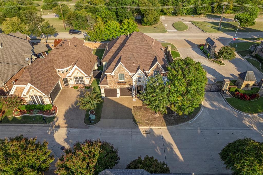3228 Heatherbrook Lane