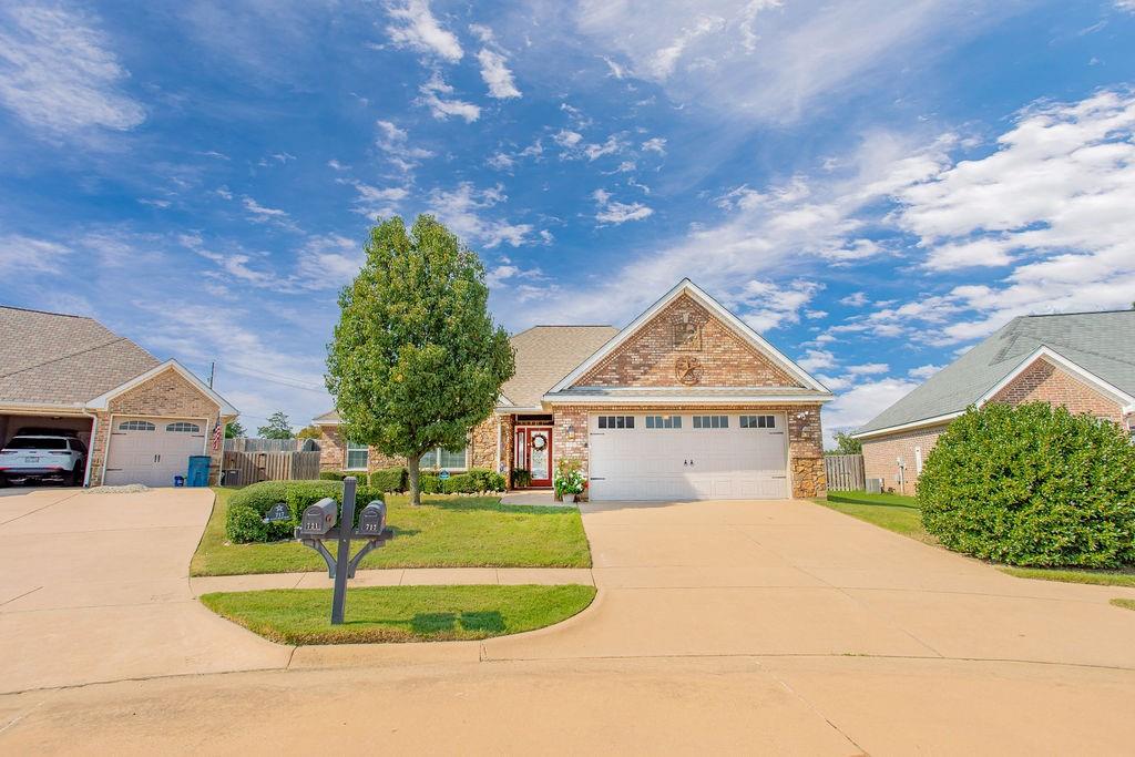 717 White Bear Trail
