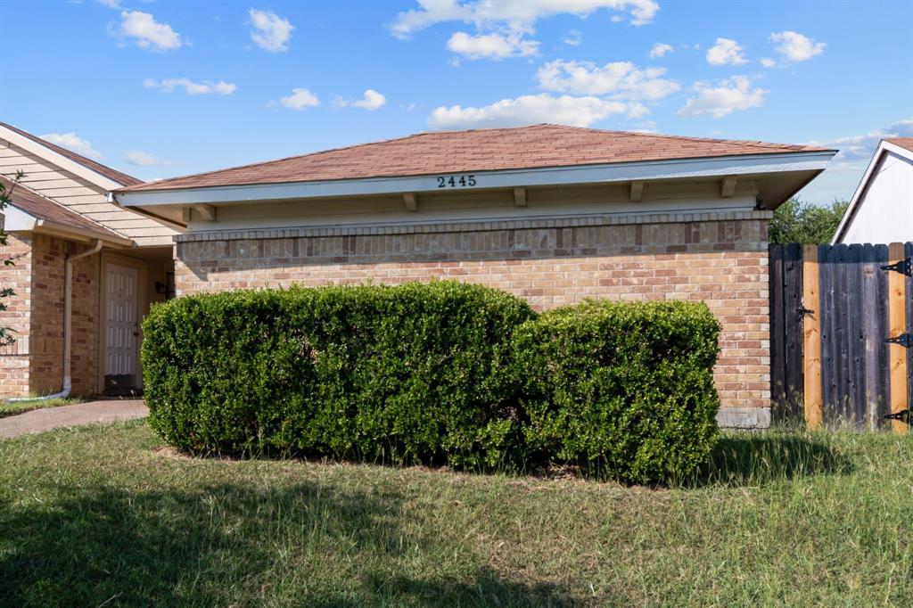 2445 E Timberview Lane