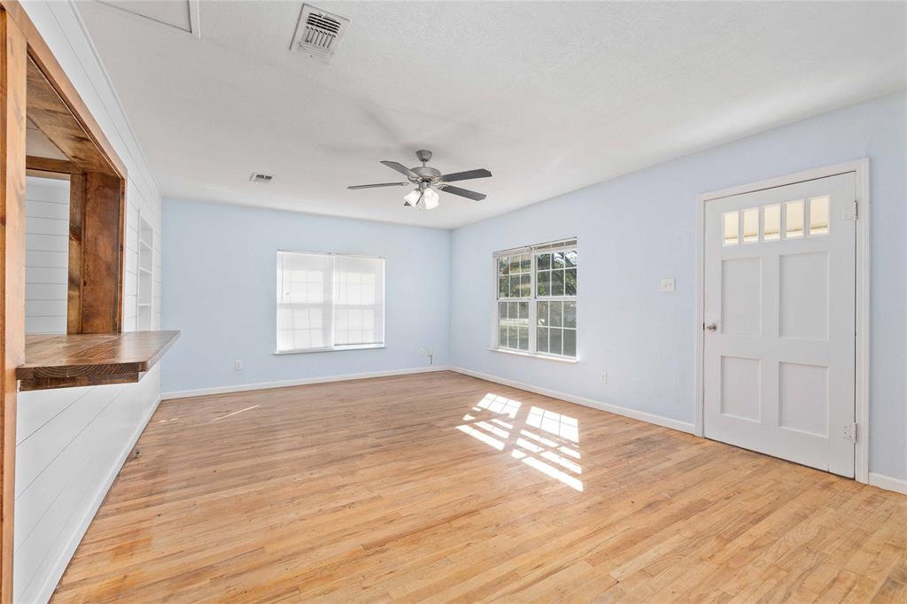 505 E Walcott Avenue