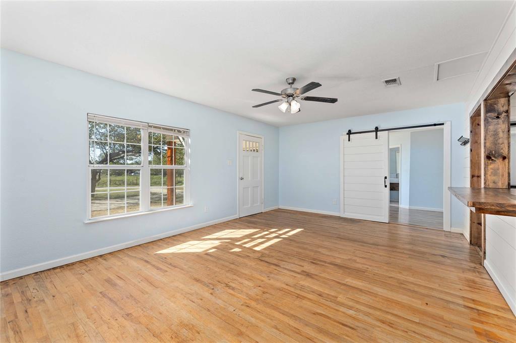 505 E Walcott Avenue