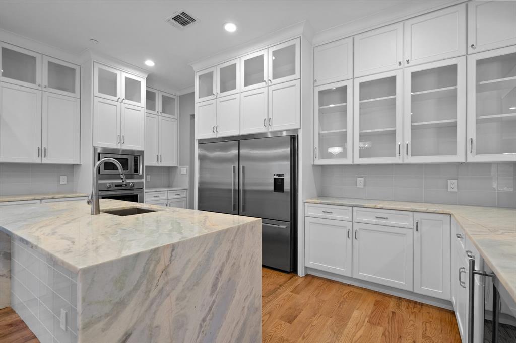 University Hlnds Add - Residential