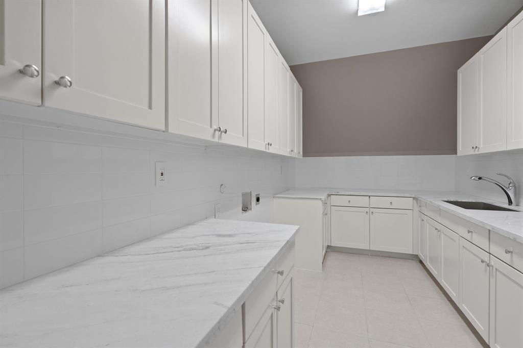 University Hlnds Add - Residential