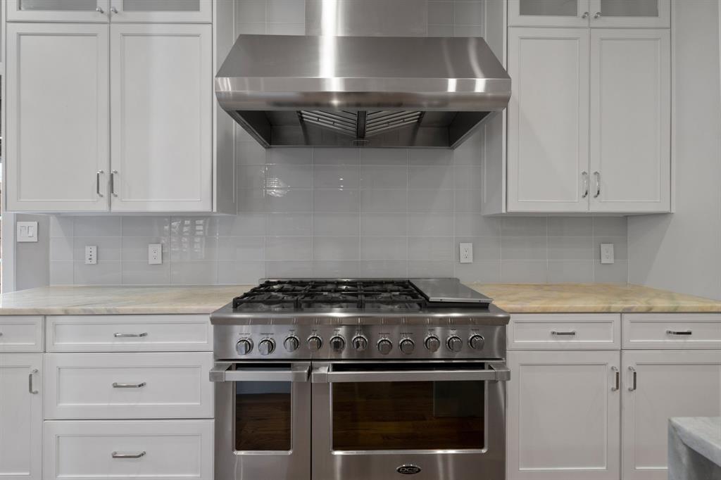 University Hlnds Add - Residential