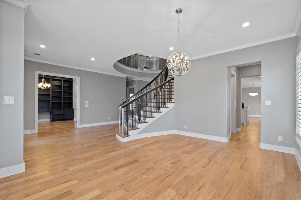 University Hlnds Add - Residential