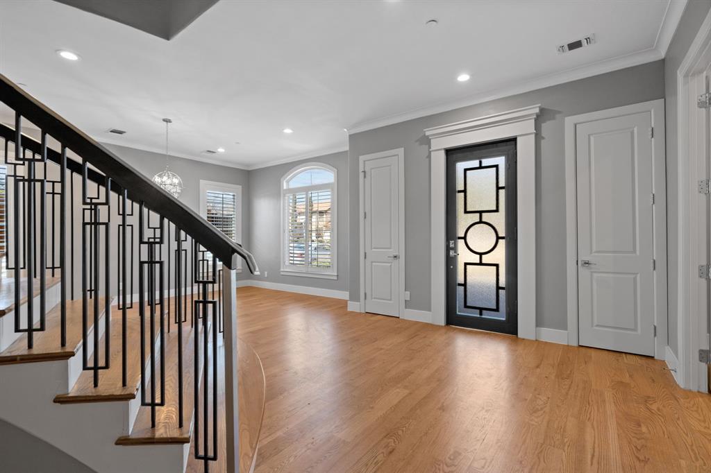 University Hlnds Add - Residential