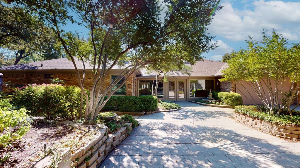 5715 Trail Lake Drive