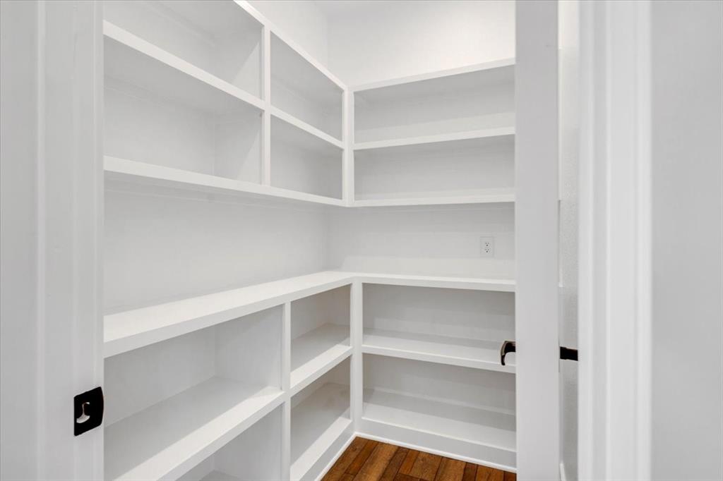 Rolling Hills - Residential