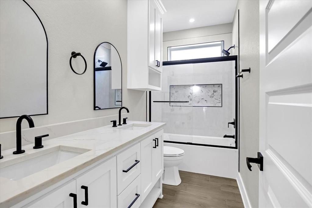 Rolling Hills - Residential