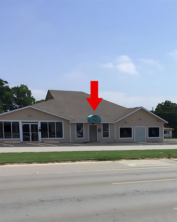 Erie Hill Place Add - Commercial Lease