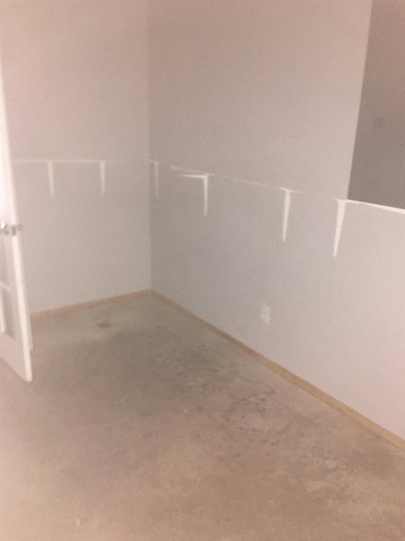 Erie Hill Place Add - Commercial Lease