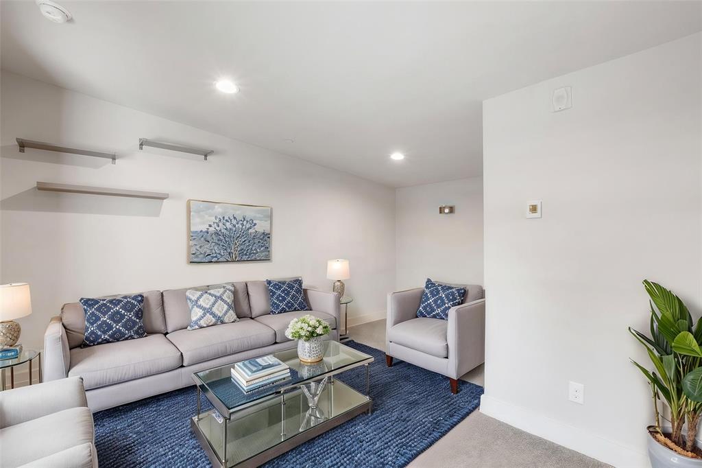 4914 Live Oak Street 7