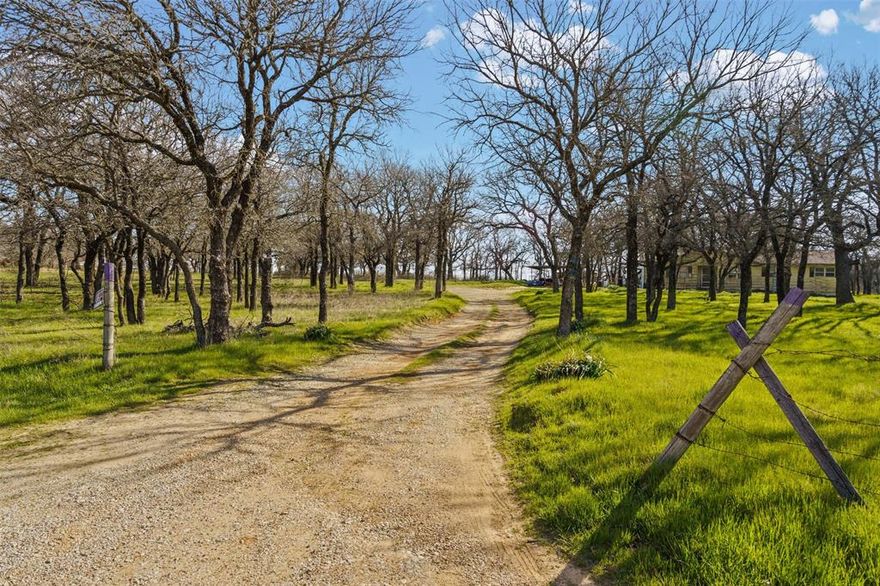 This nearly 6 acres has definite potential to be a beautiful new lifestyle farm paradise to raise your own livestock, chickens, and lush garden! Gorgeous shady Oaks dot this land with a semi secluded nature walk to the back of the property. Just a little clearing and your animals will have plenty of room, or just it leave it natural for the wild life! This size acreage is getting harder to find without restrictions, and with a bit of TLC the place can be a great little homestead to make your own! The existing home is in questionable condition, but there is power, water, and septic for a new stick built or modular home.