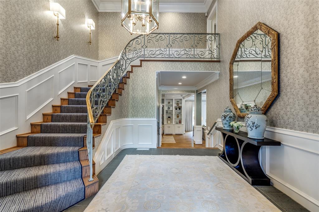 17316 Club Hill Lane