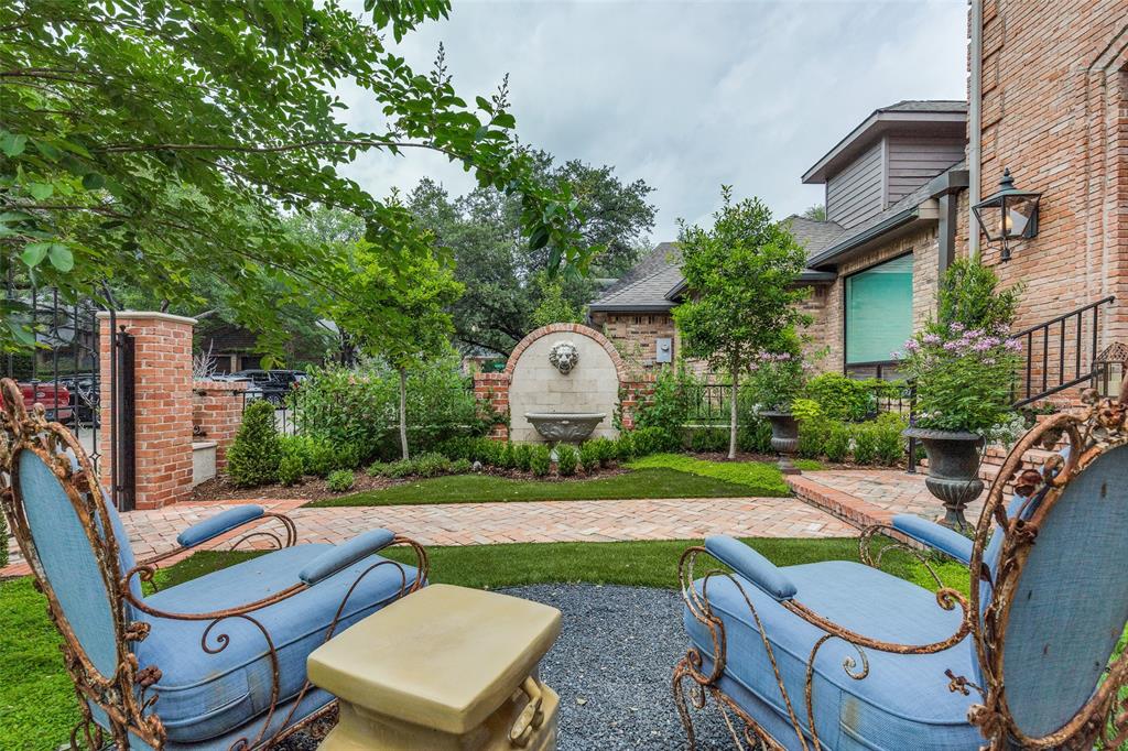 17316 Club Hill Lane
