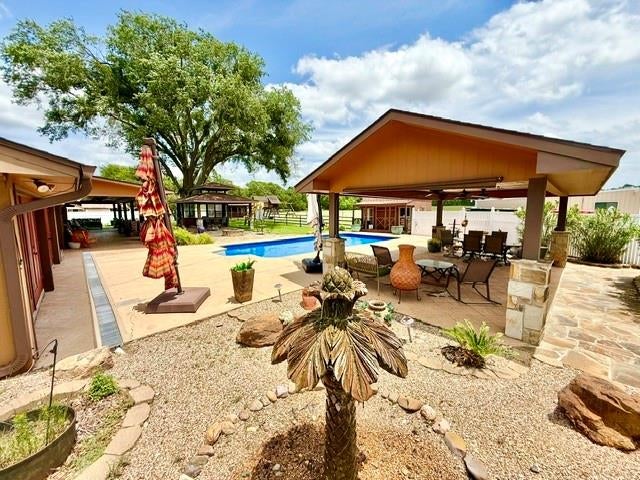 Photo 1 of 29 — 1608 FM 1616, Athens, TX 75751