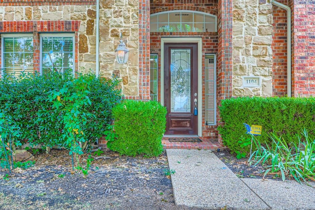 1104 Willow Point Drive