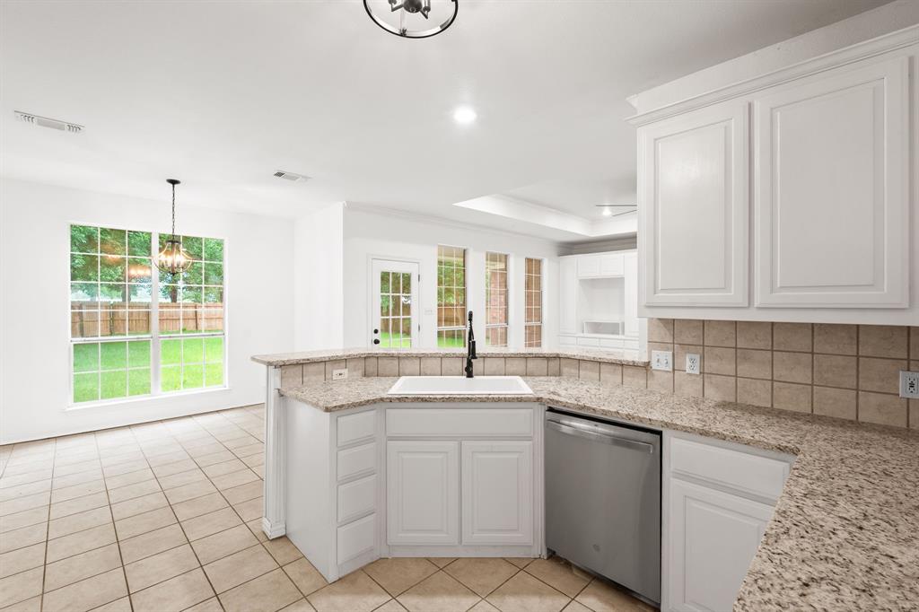 2107 Rivercrest Circle