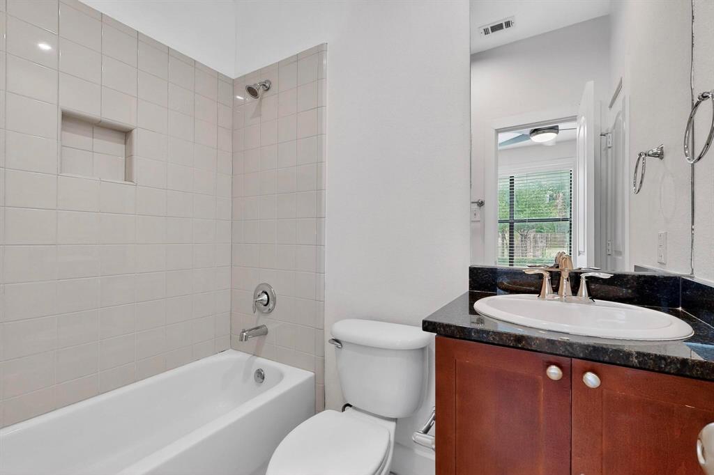 Palo Alto Twnhms Condo - Residential