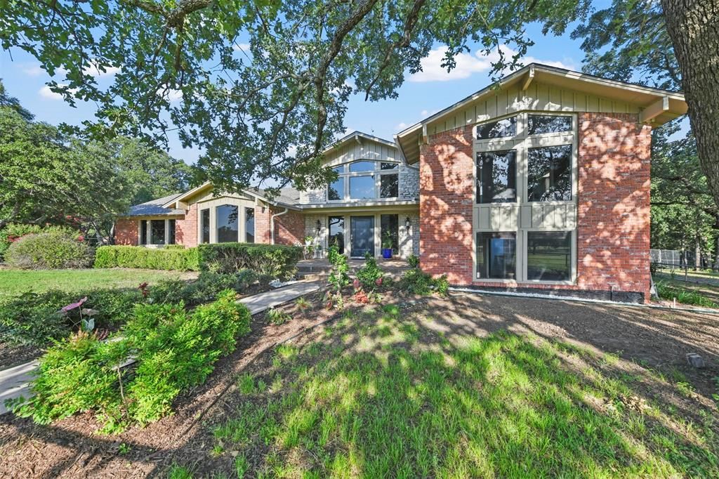 Photo of 1200 Old Decatur Road, Decatur, TX 76234 (MLS # 21245107)