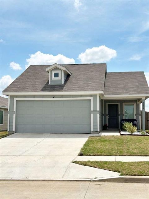 1408 Silver Oak Lane Fort Worth TX 76140