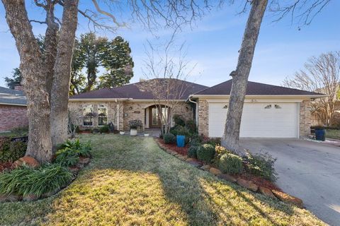 A home in Hurst