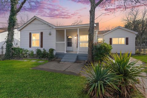 6706 Lovett Avenue Dallas TX 75227