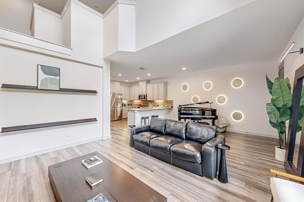 Villas Southgate Ph 2 - Residential Lease